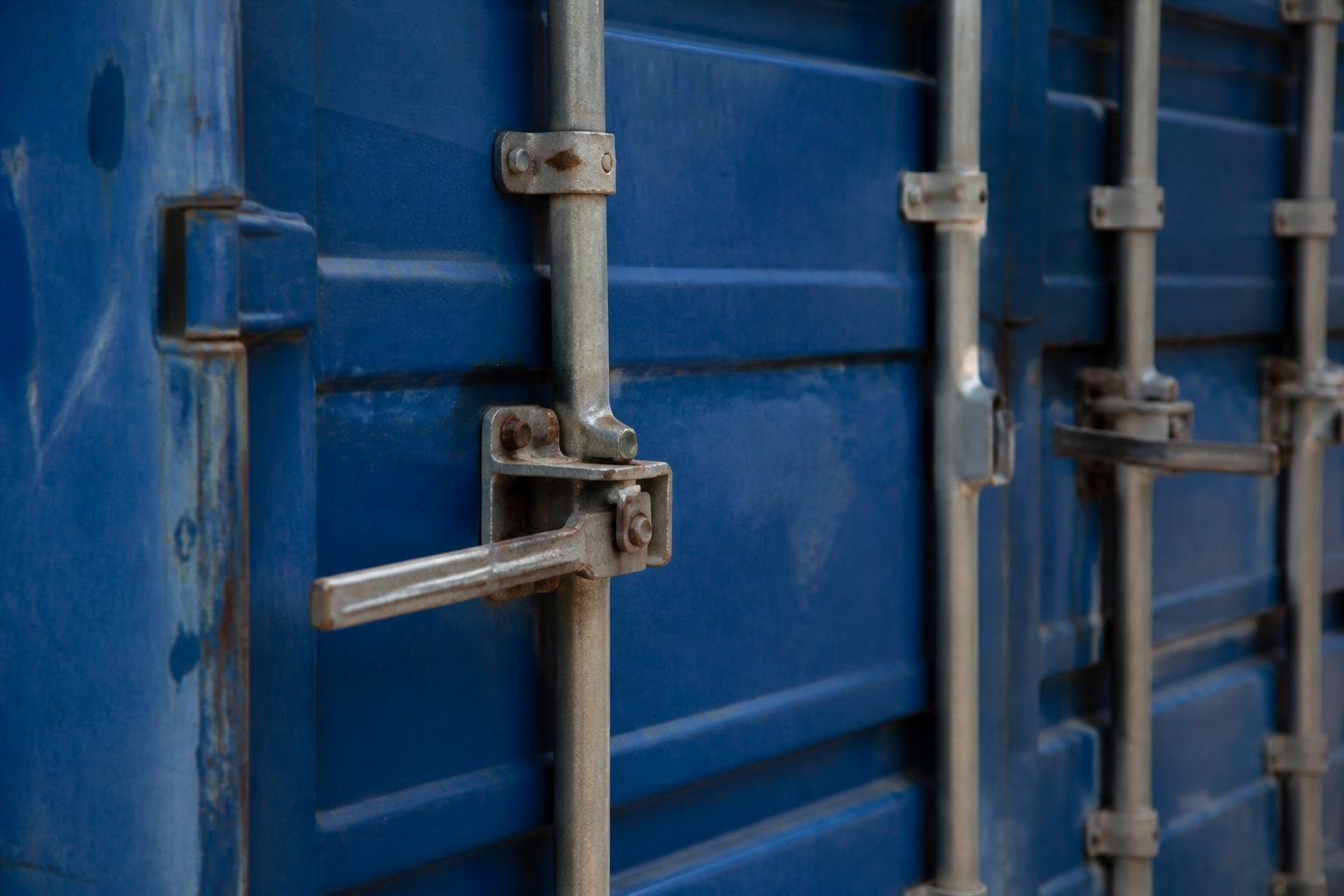 How buyers now shortlist haulage firms online